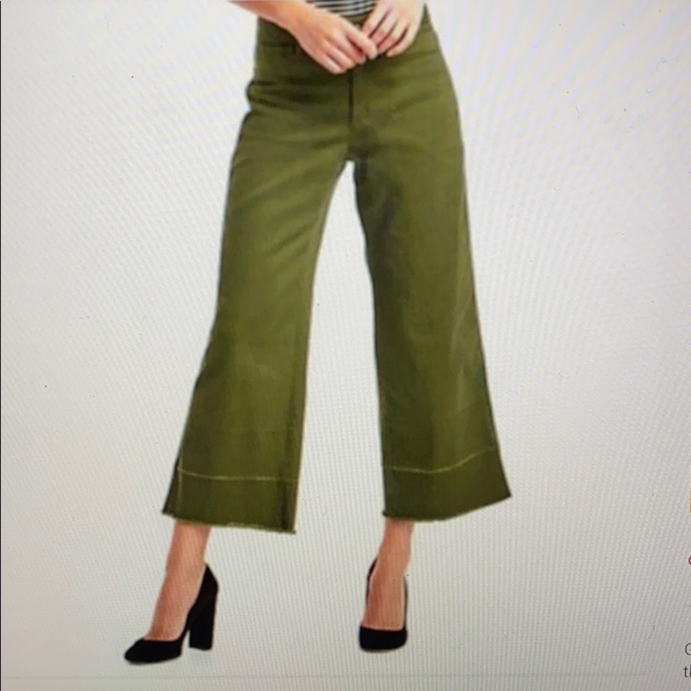 ***4/$20***GAP Wide Leg Crop Pants
